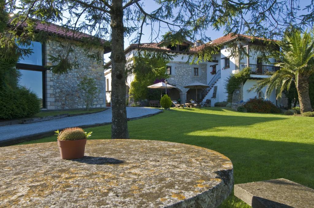 La Casona De Suesa Ξενοδοχείο Εξωτερικό φωτογραφία